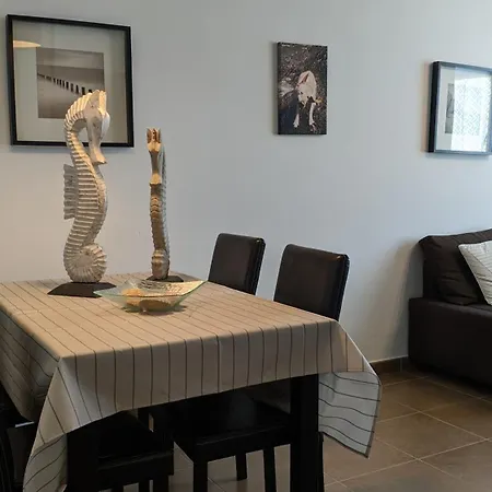 Fozlidays! Apartamento, Parking & Relax Lejlighed