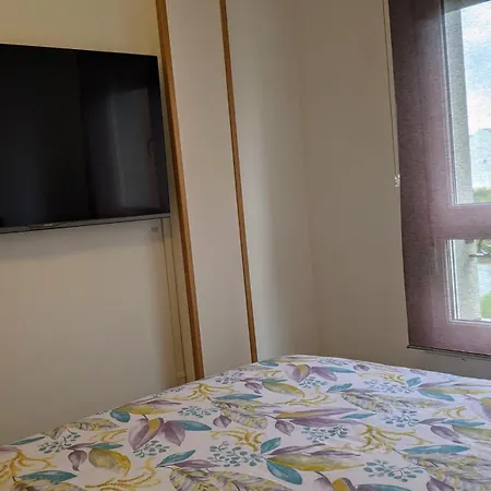 Fozlidays! Apartamento, Parking & Relax アパート