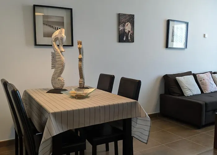 Fozlidays! Apartamento, Parking & Relax アパート